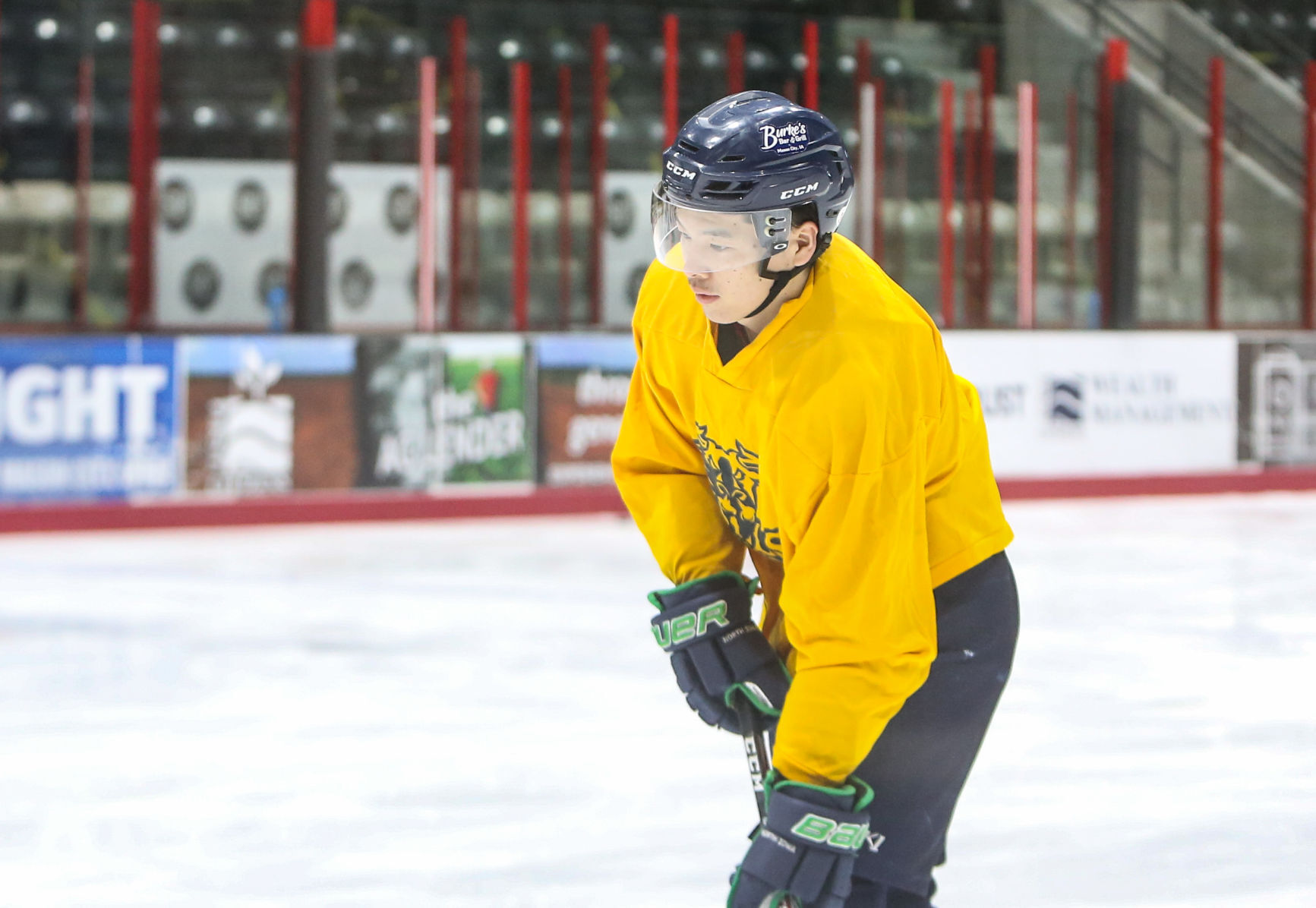 North Iowa Bulls hockey - Isogai